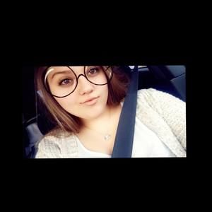 Meet your Posher, Felicia